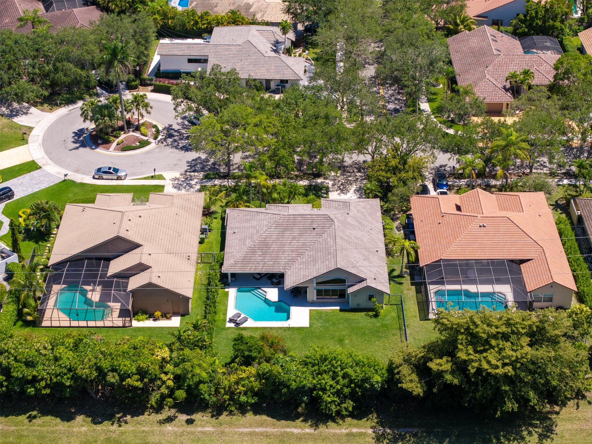 1119 Creekford Dr