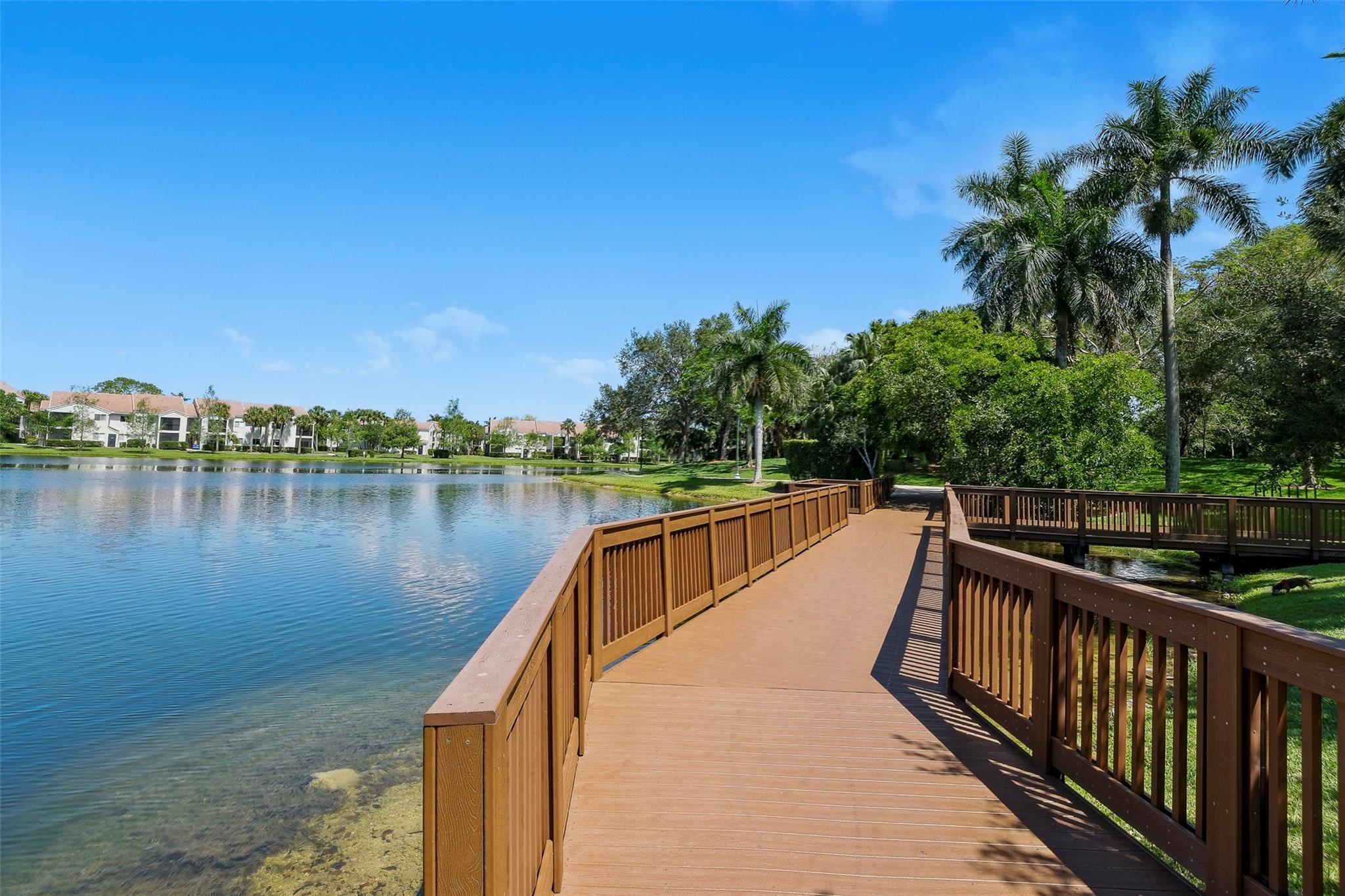 1119 Creekford Dr