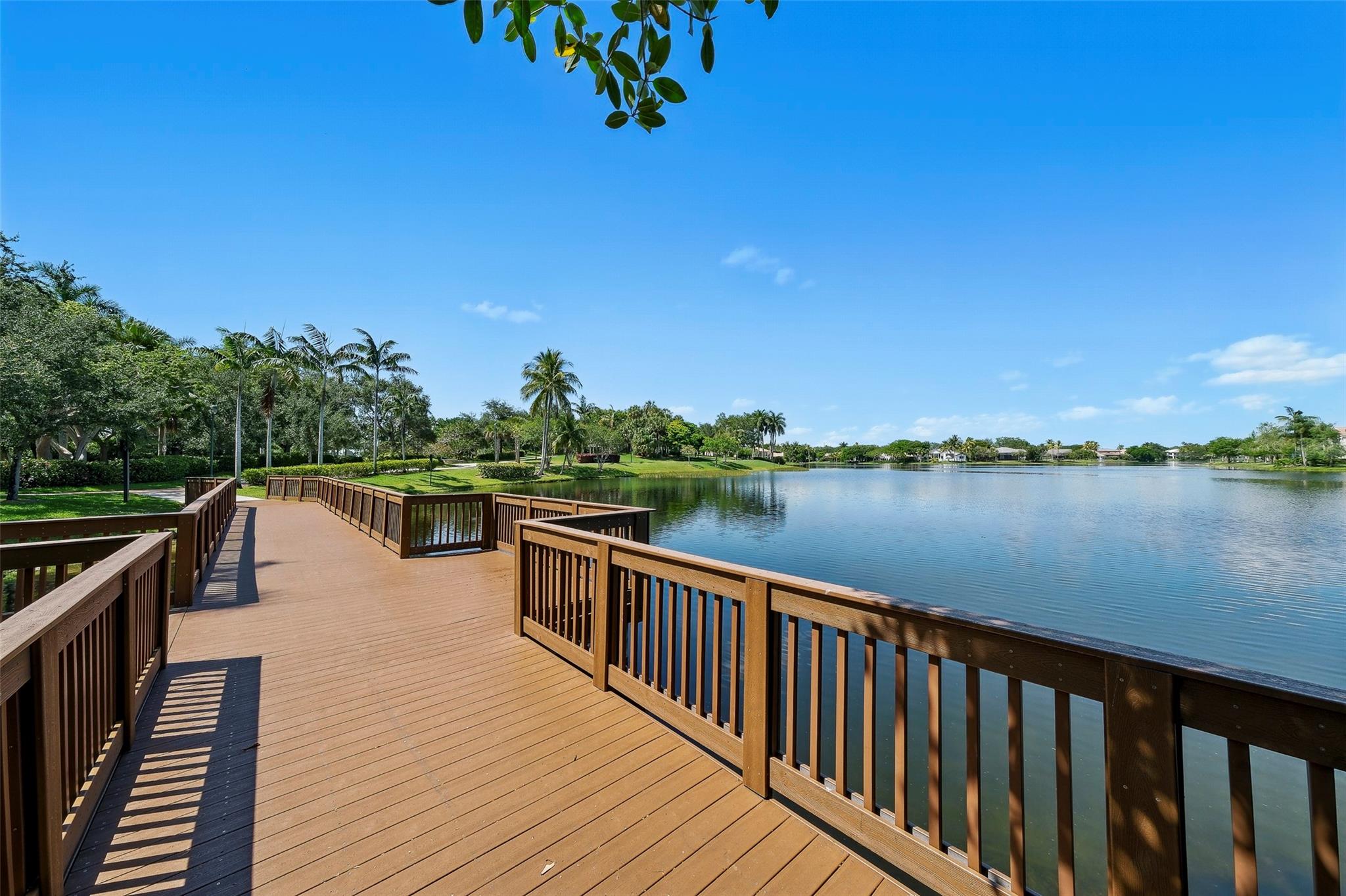 1119 Creekford Dr