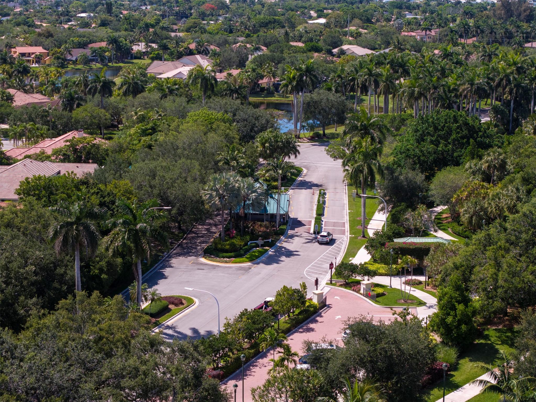 1119 Creekford Dr