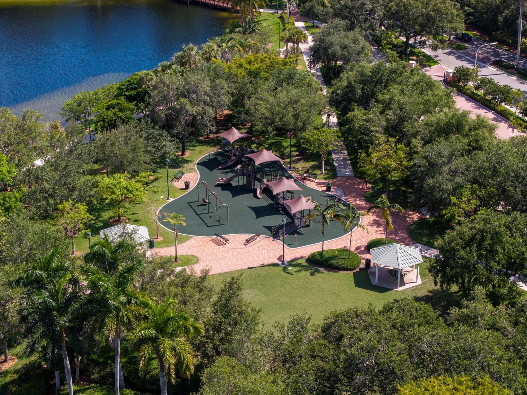 1119 Creekford Dr