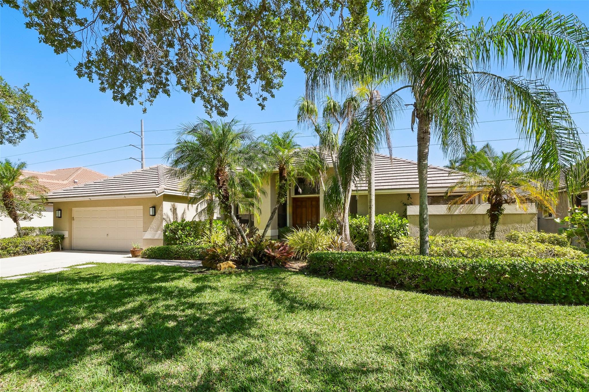 1119 Creekford Dr