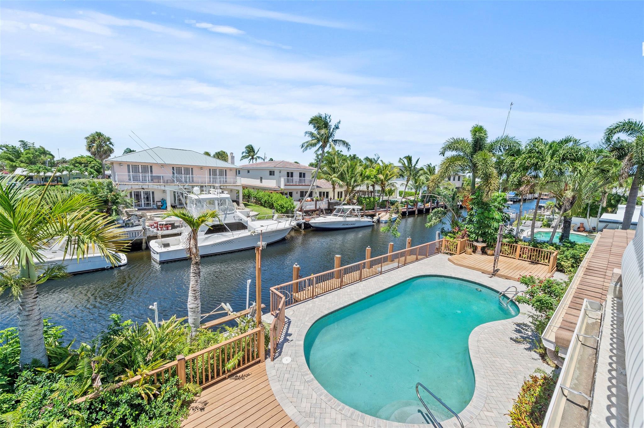 1317 Guava Isle
