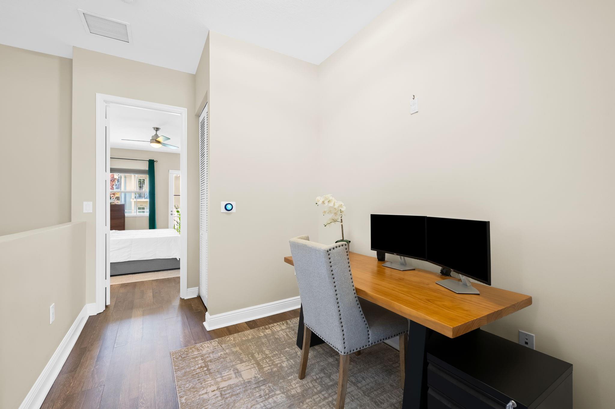 419 SW 13th Ter