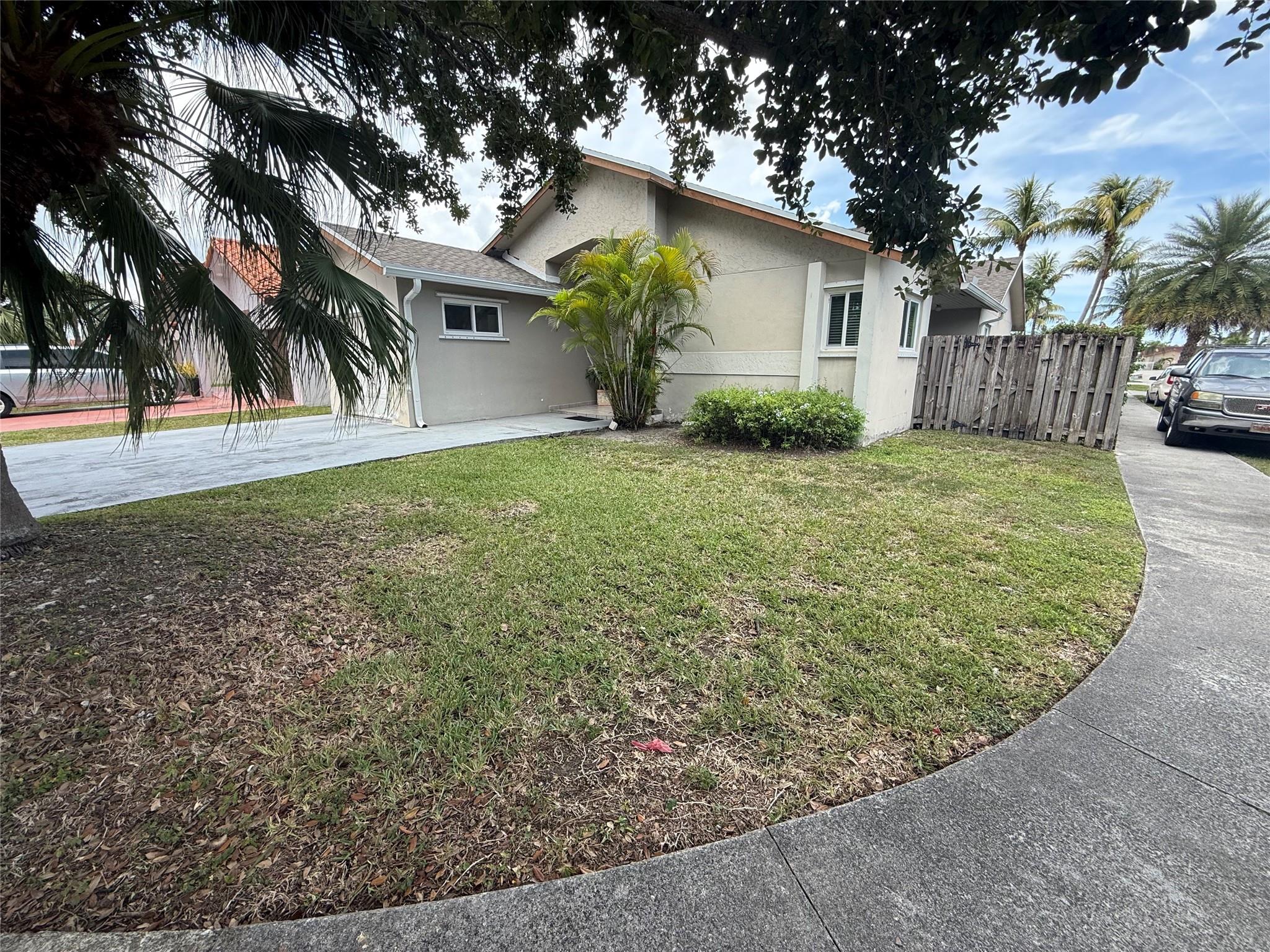 1291 SW 139th Pl