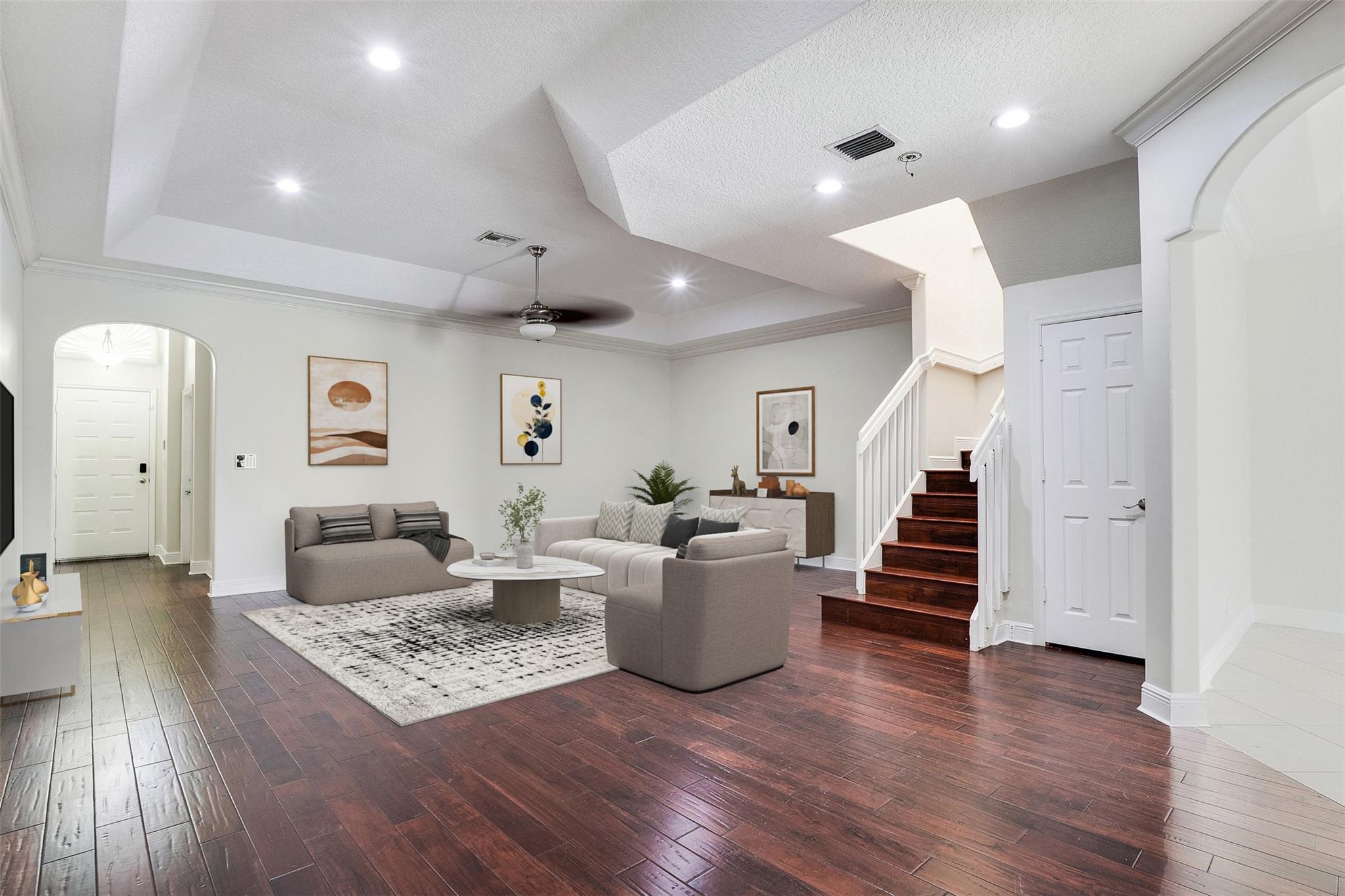 320 NE 7th Ave