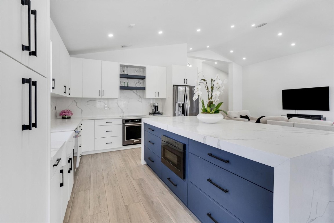 558 Slippery Rock Rd