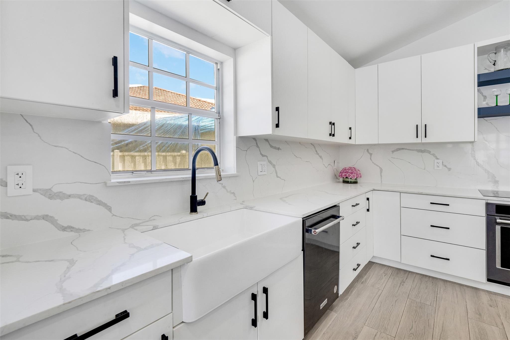 558 Slippery Rock Rd