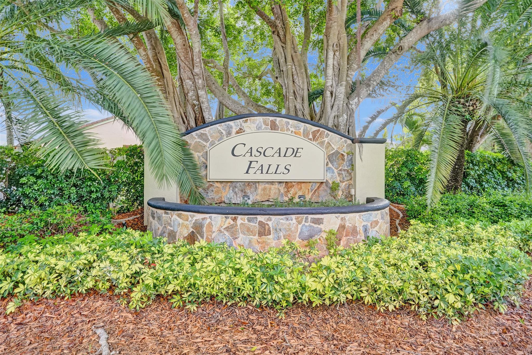 558 Slippery Rock Rd