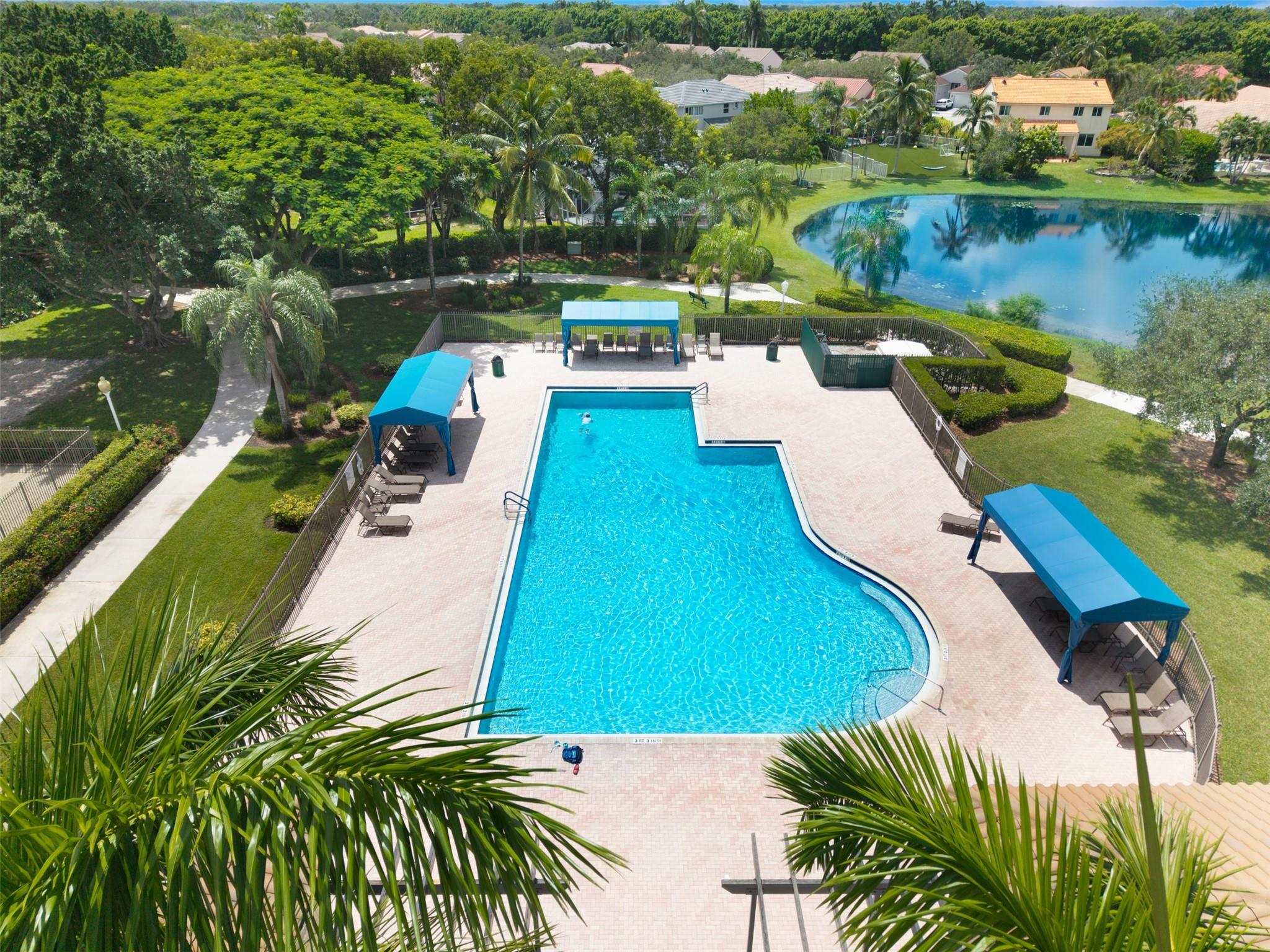 558 Slippery Rock Rd