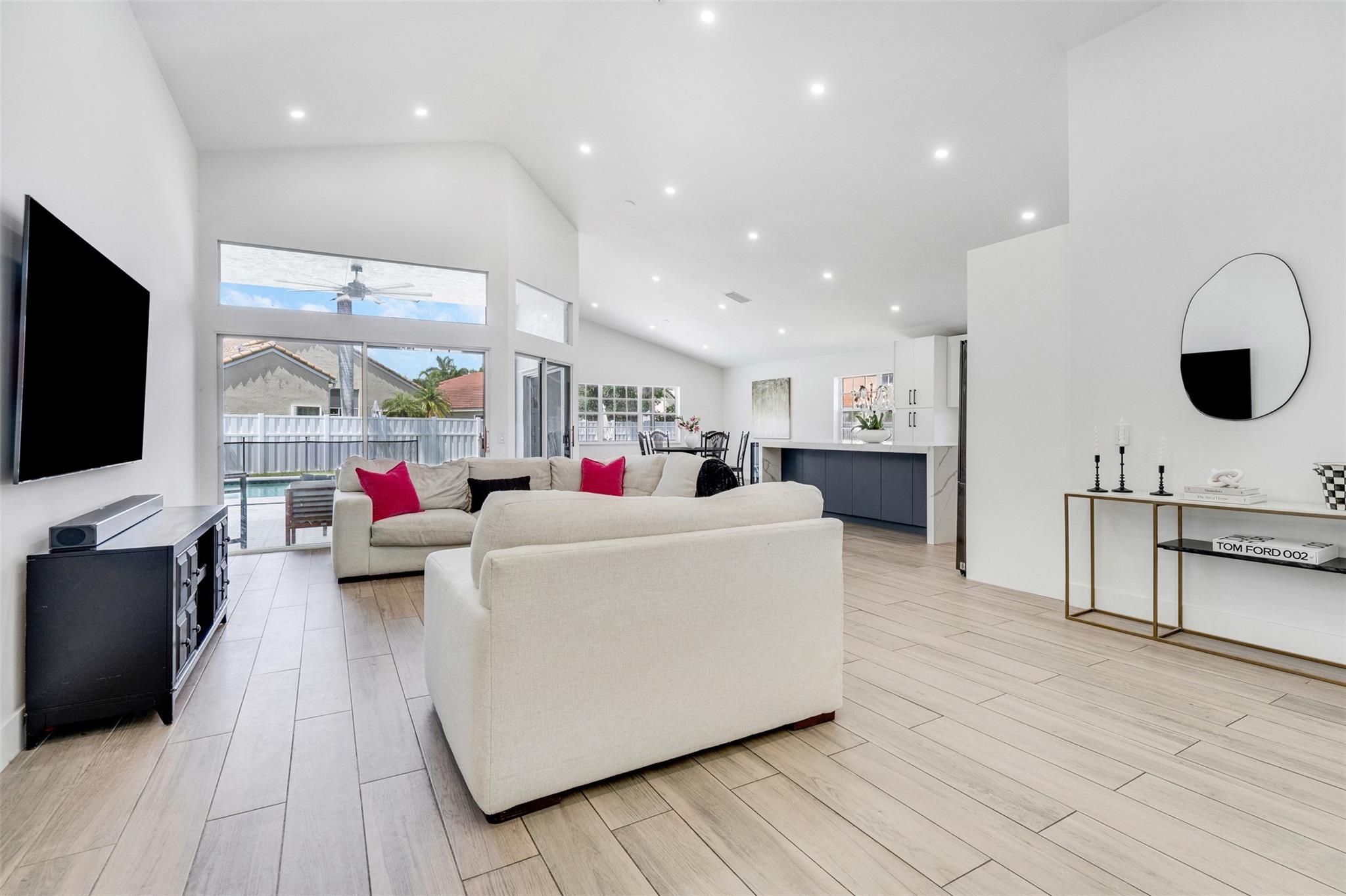 558 Slippery Rock Rd