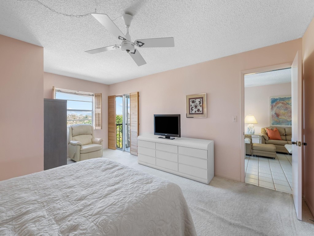 3930 Inverrary Blvd 606-D