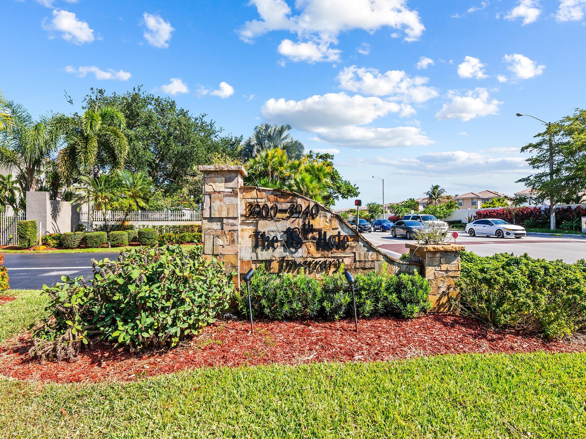 3930 Inverrary Blvd 606-D