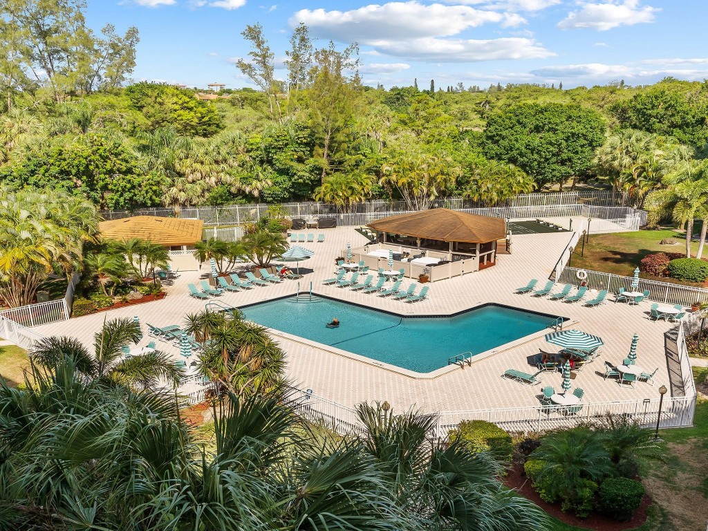 3930 Inverrary Blvd 606-D