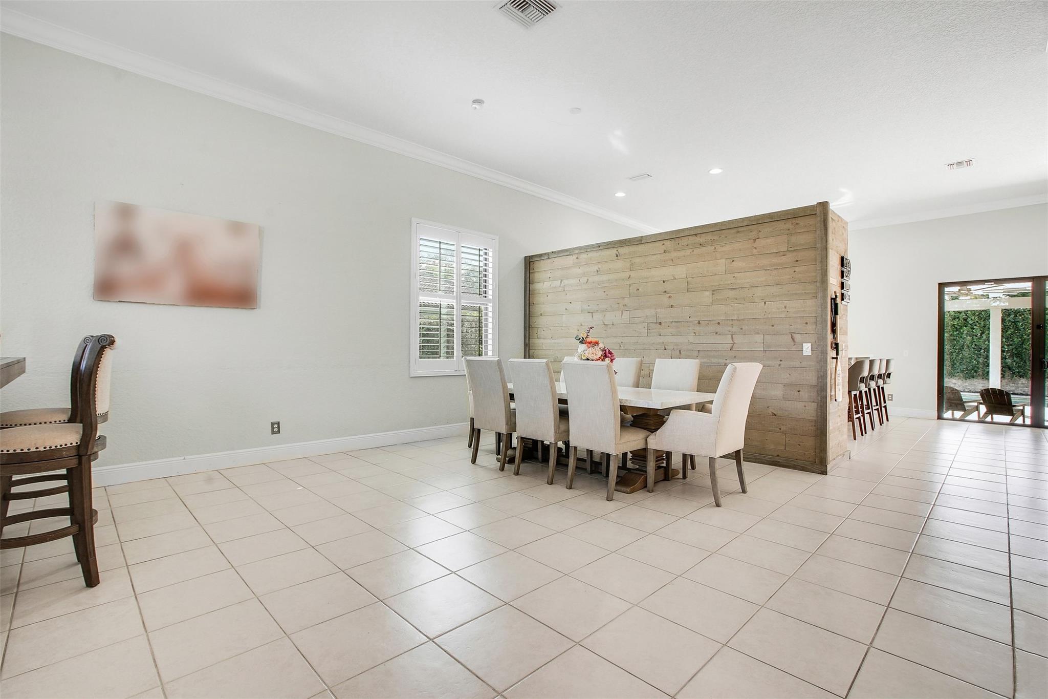 10918 NW 56th Court