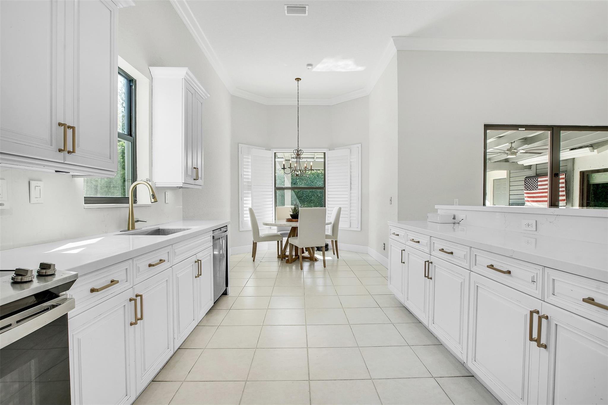 10918 NW 56th Court