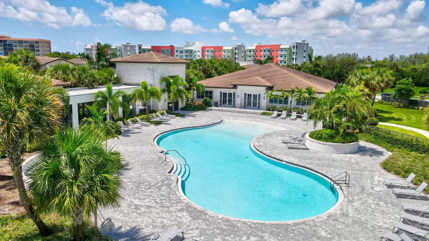 990 Veleiros Boulevard