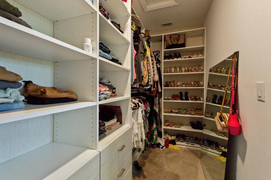 990 Veleiros Boulevard