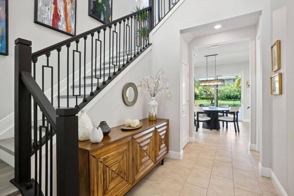 990 Veleiros Boulevard