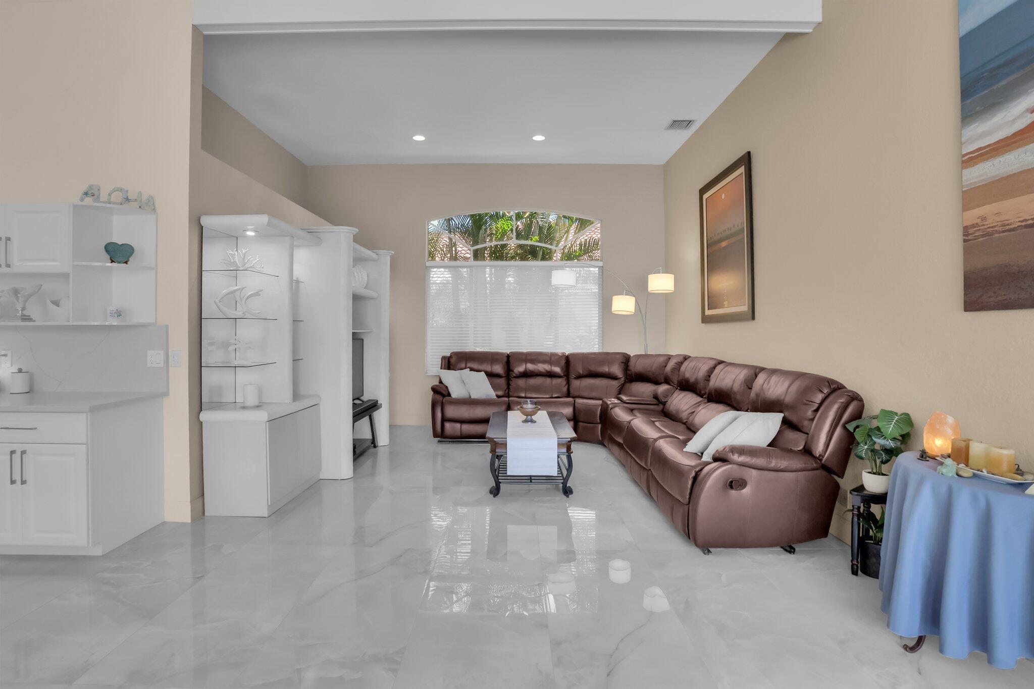 6154 Vista Linda Lane