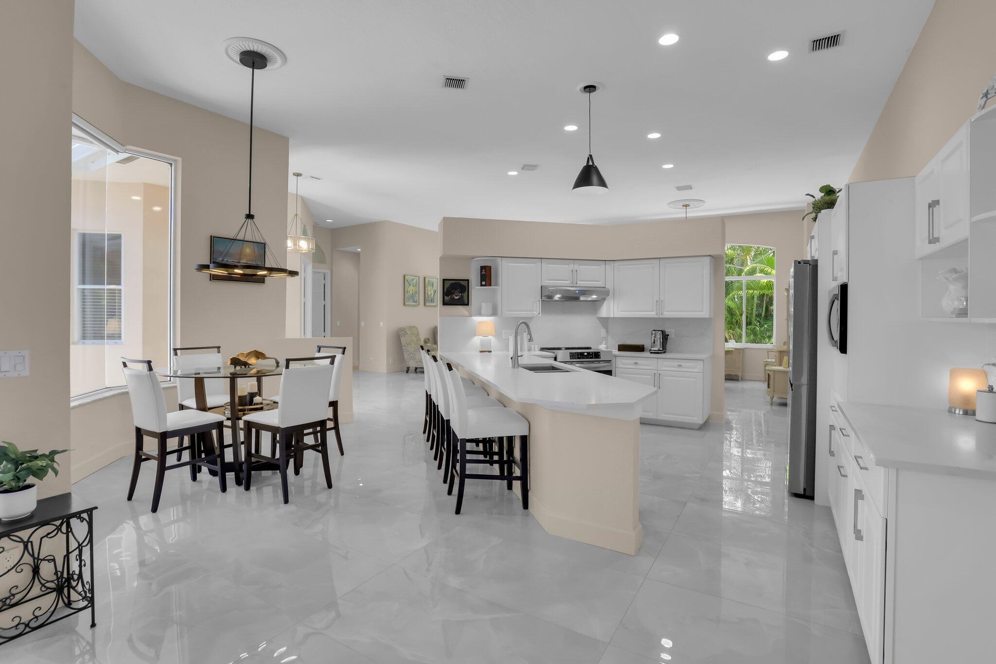 6154 Vista Linda Lane