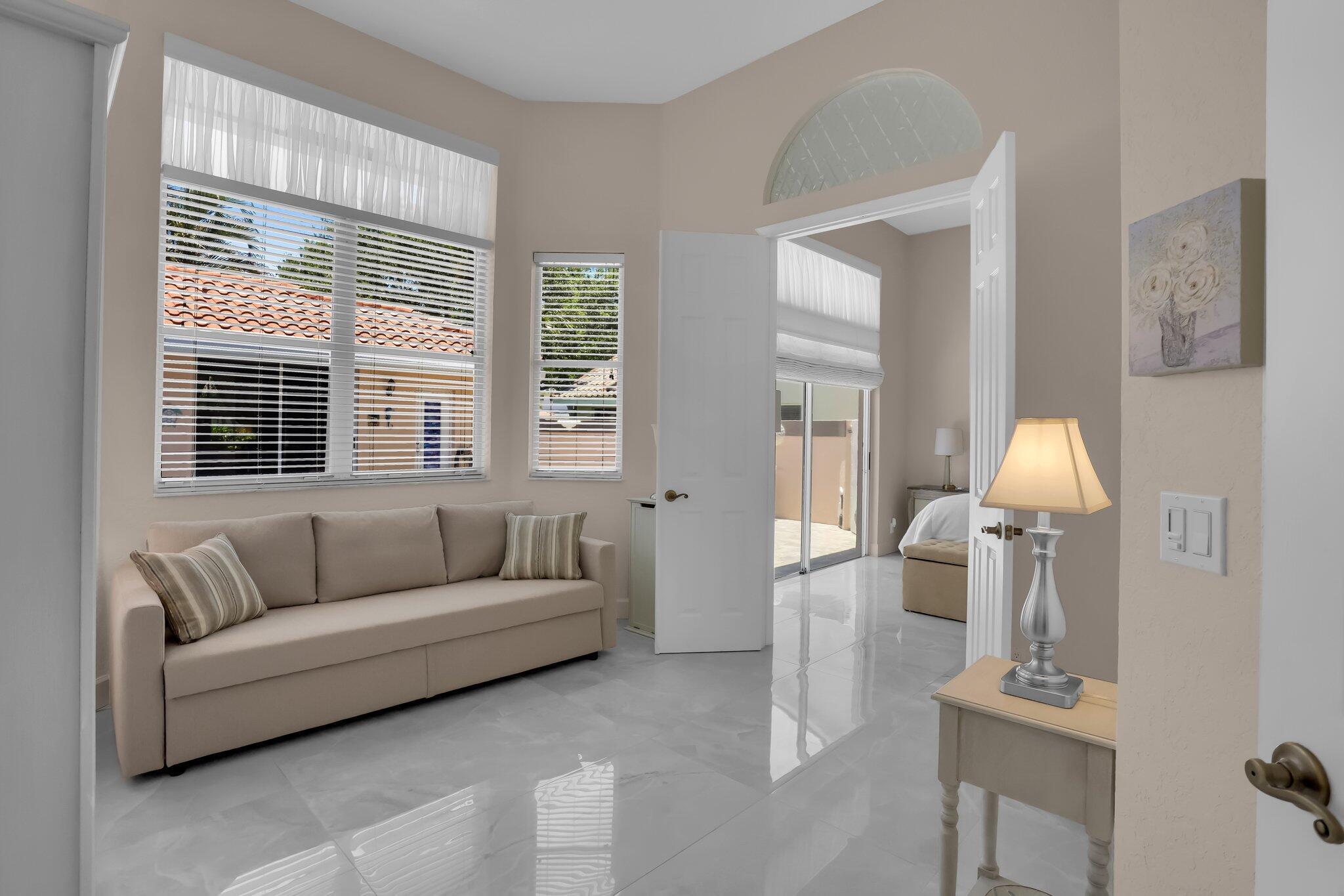 6154 Vista Linda Lane