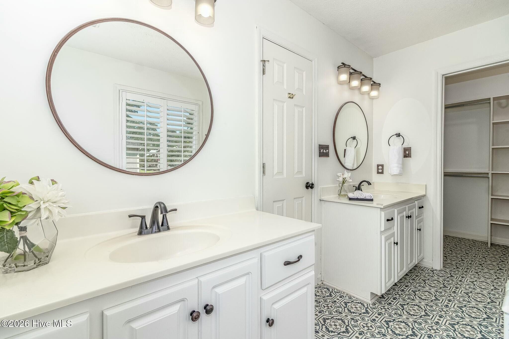231 Longstreet Crossing
