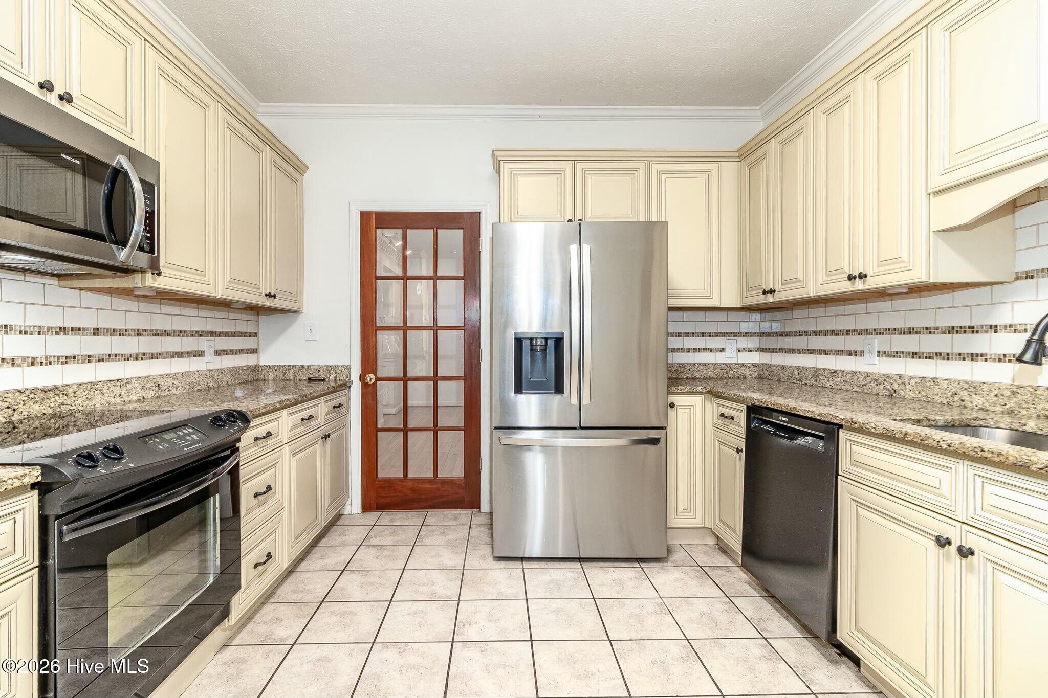231 Longstreet Crossing