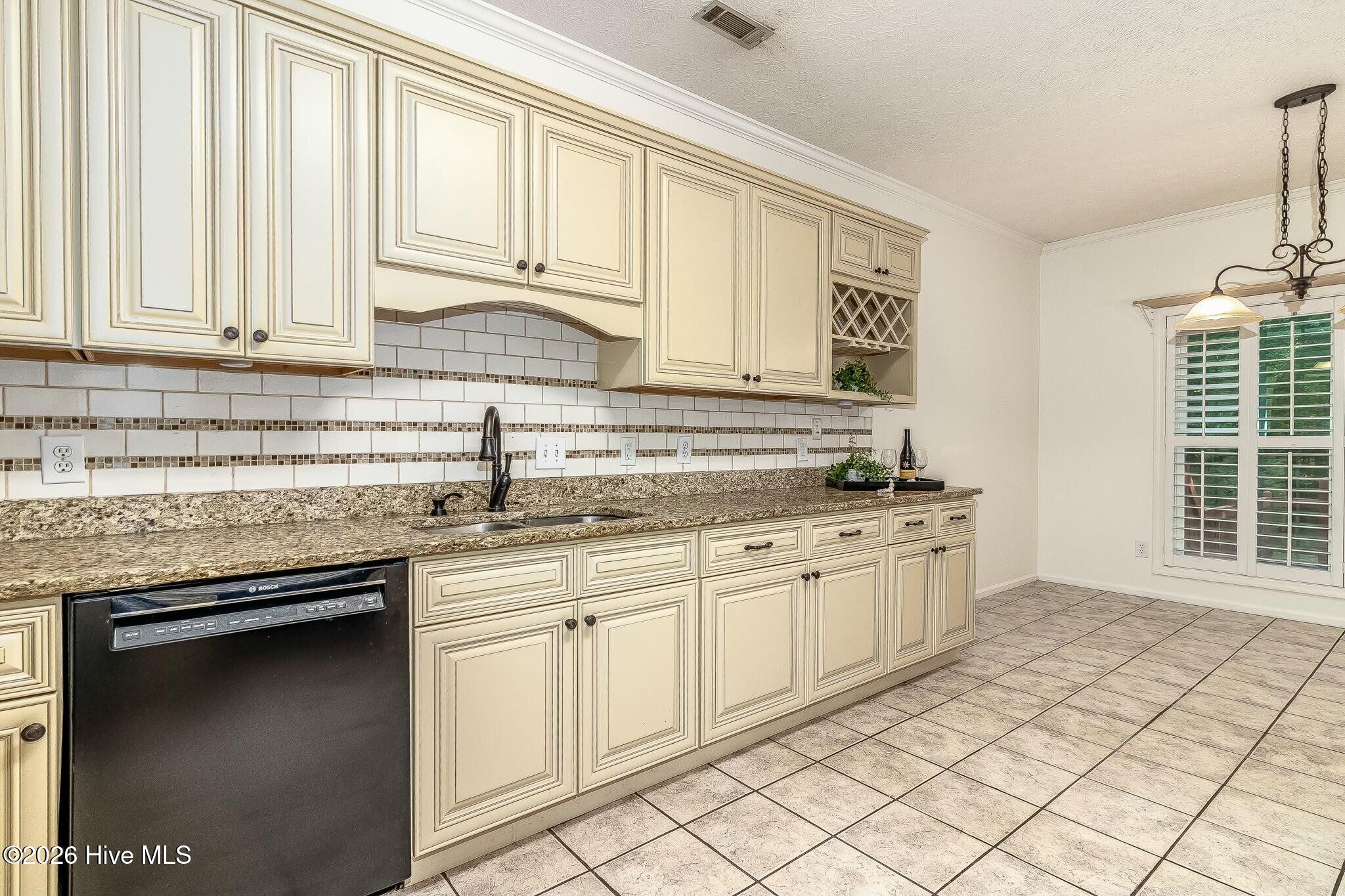 231 Longstreet Crossing