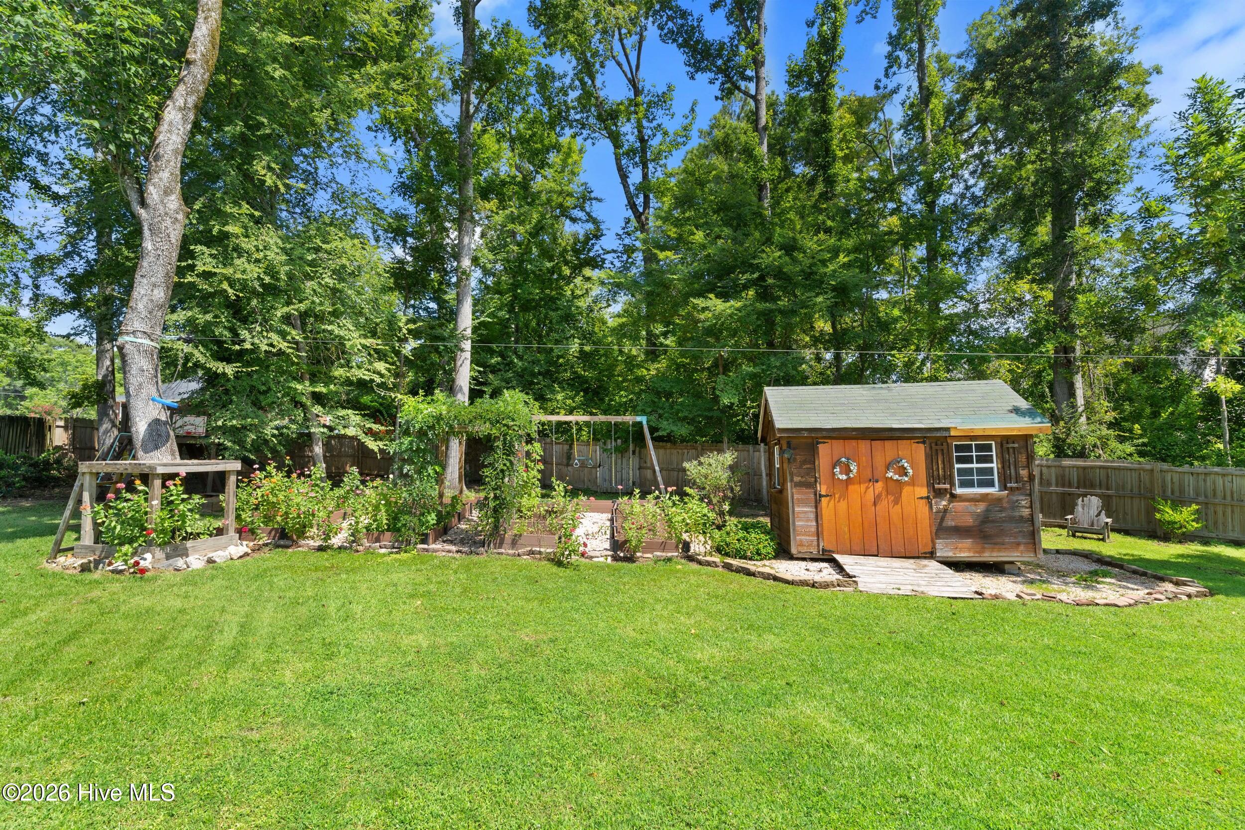 704 Helen Court