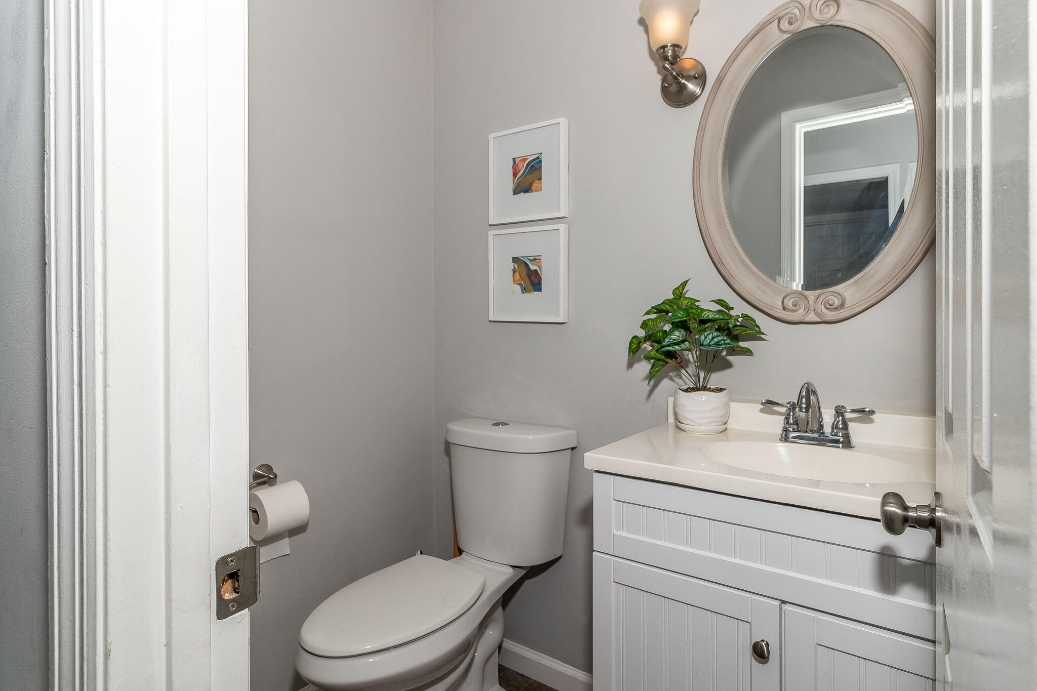 302 KENNELWORTH Place