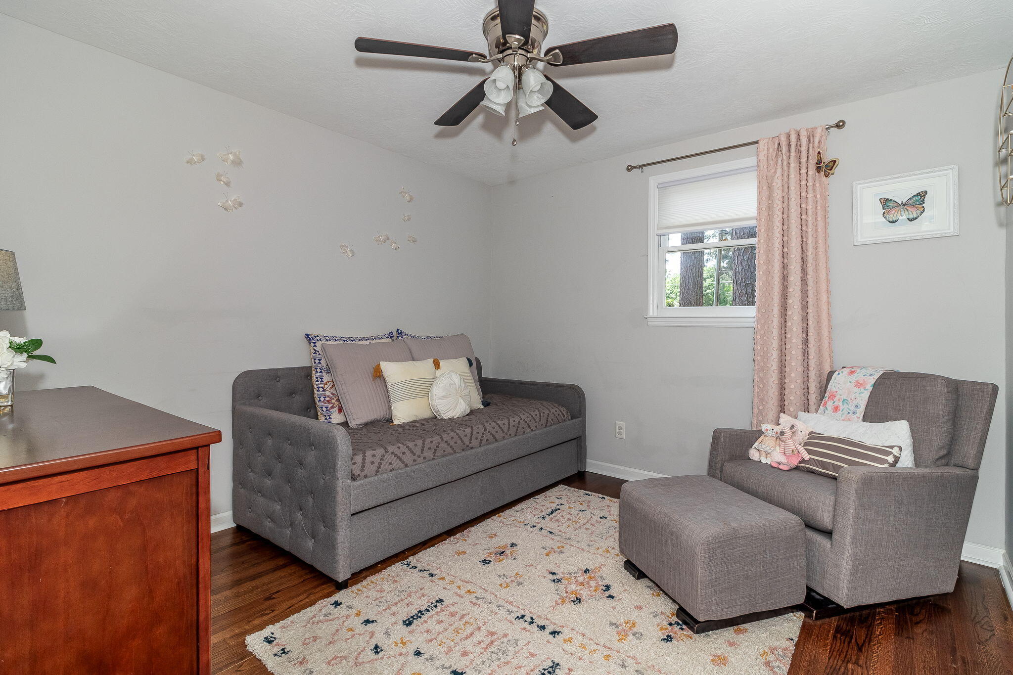 302 KENNELWORTH Place