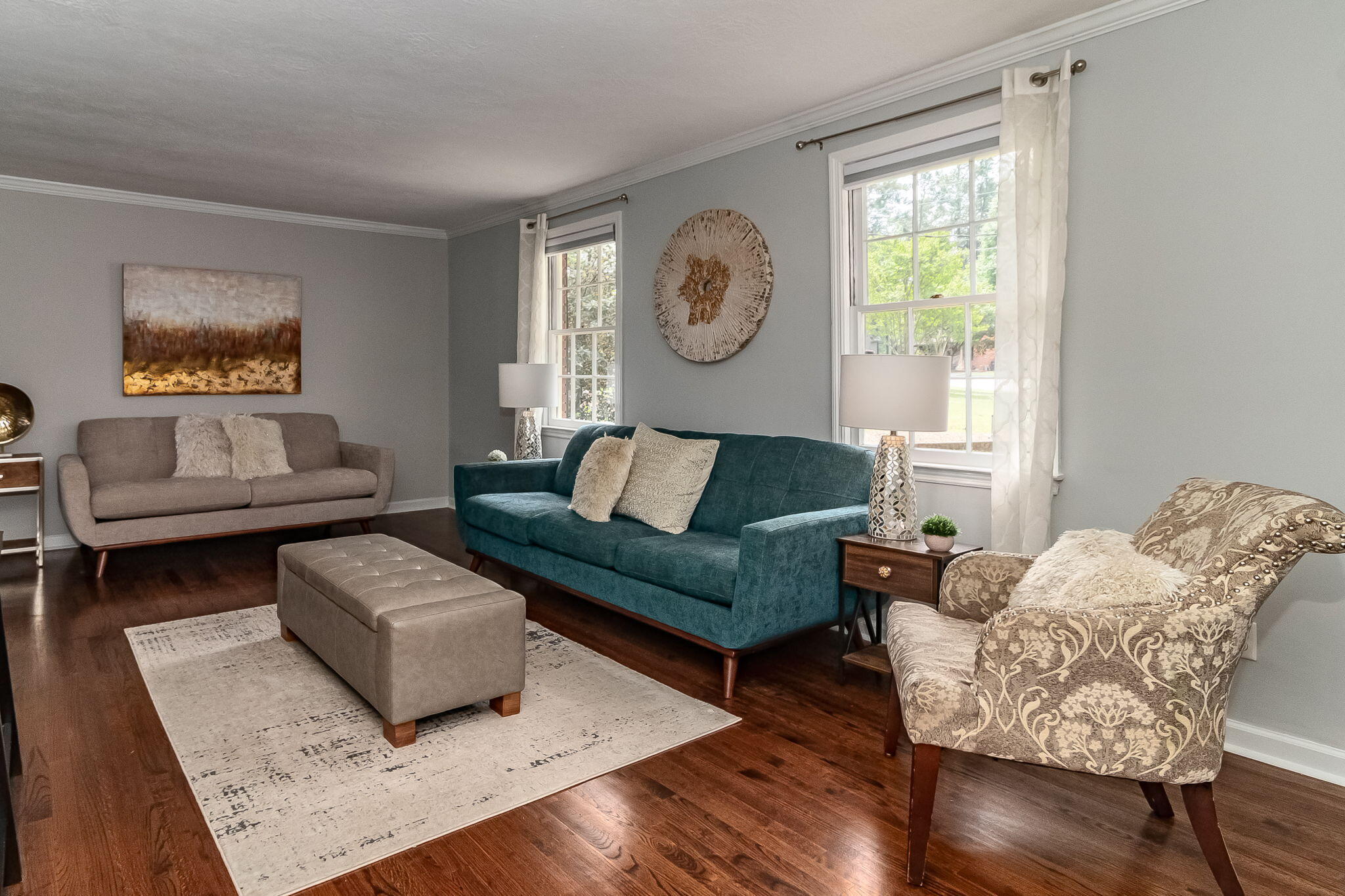 302 KENNELWORTH Place