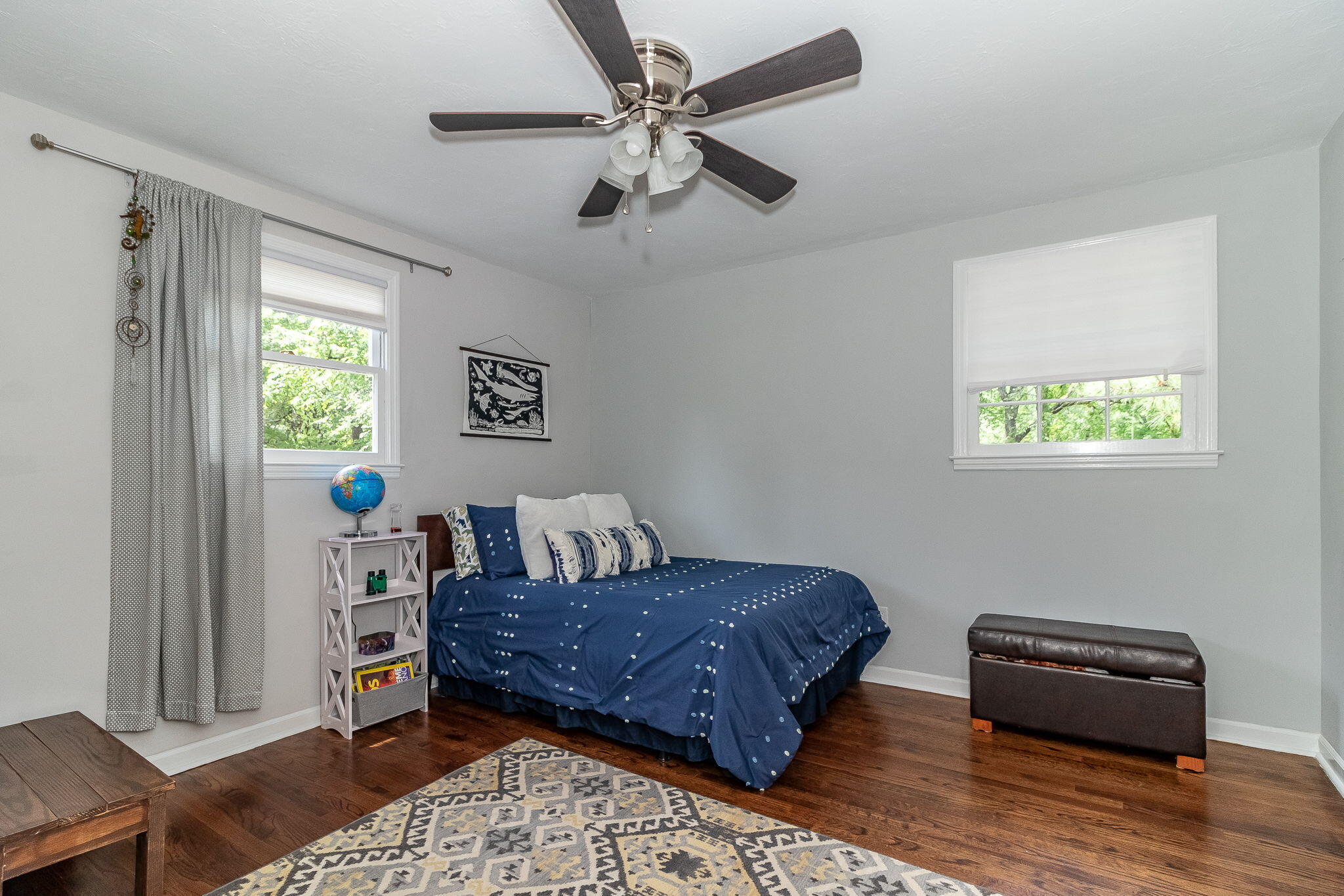 302 KENNELWORTH Place