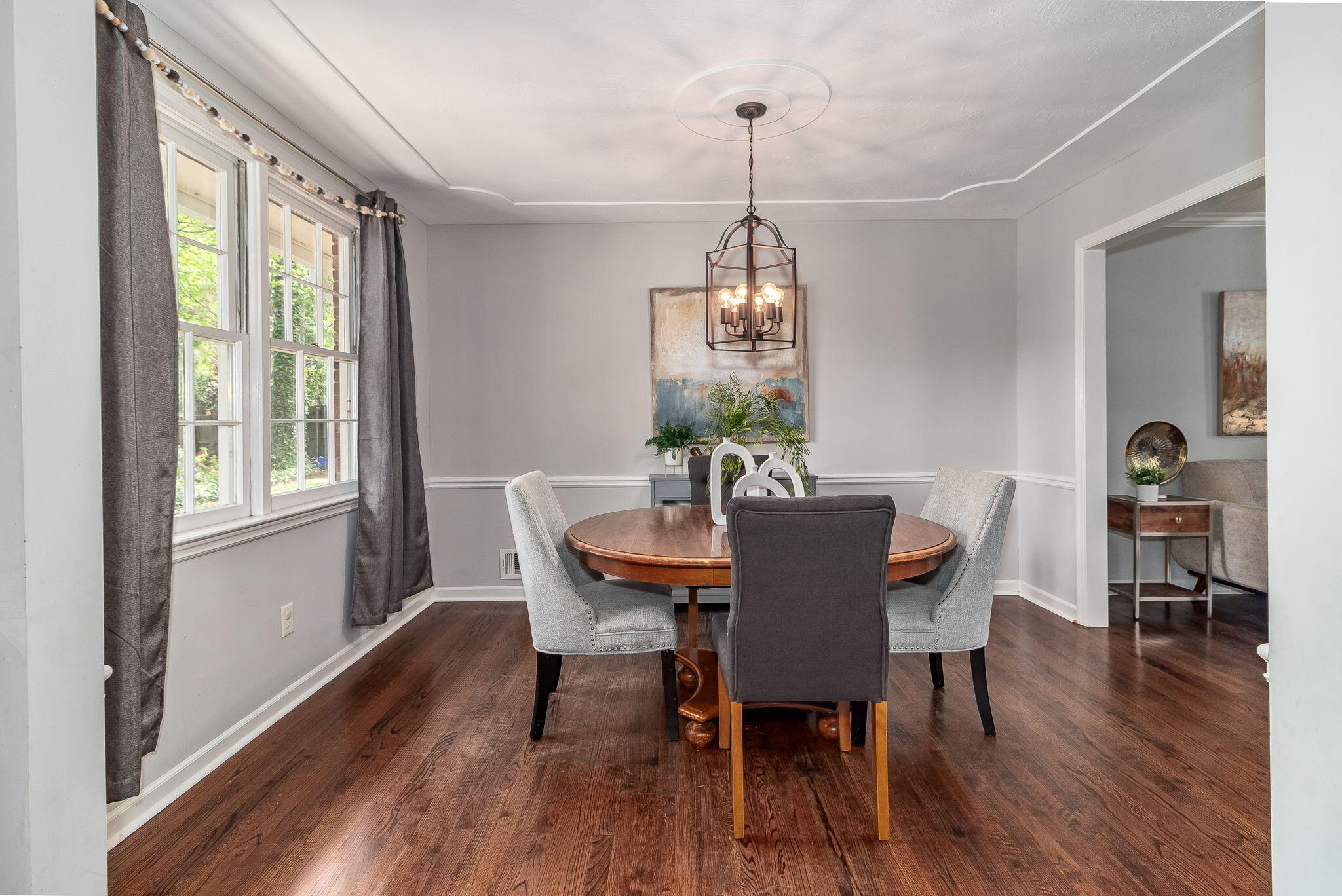 302 KENNELWORTH Place