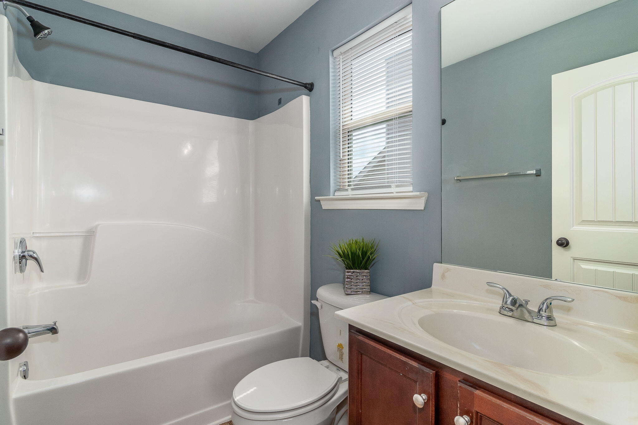 6077 REYNOLDS Circle