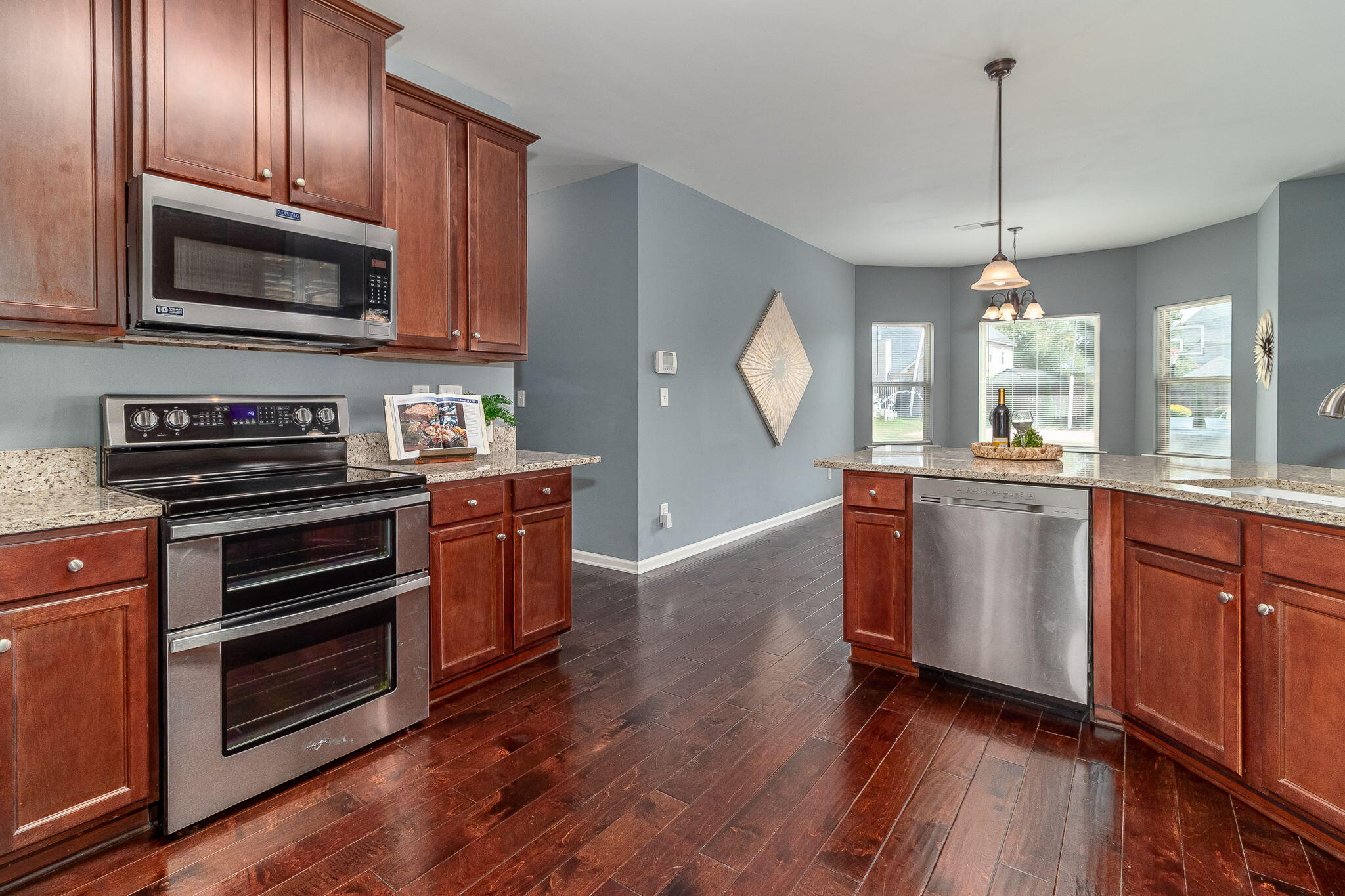 6077 REYNOLDS Circle