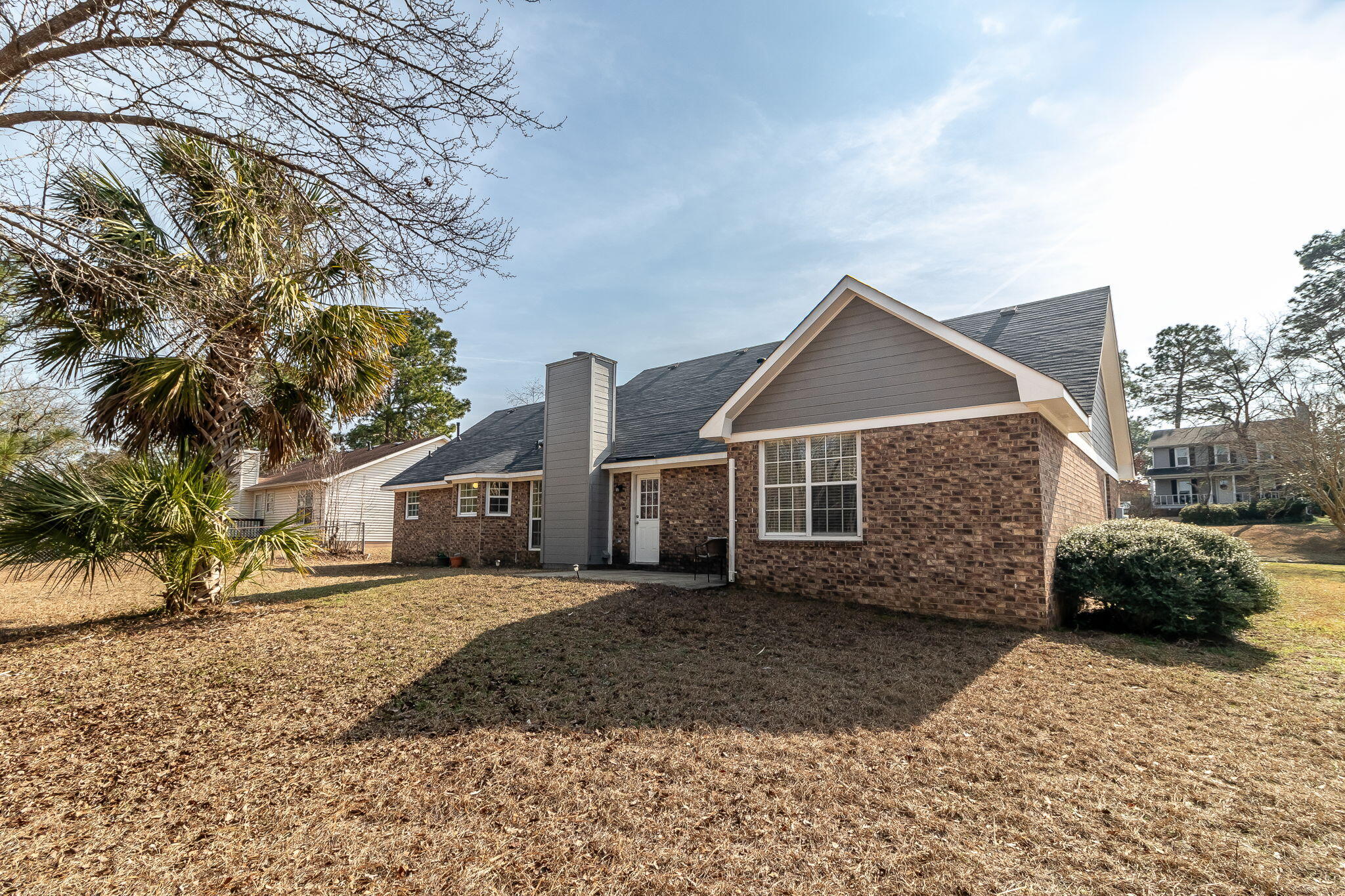 633 RIDGEFIELD Drive