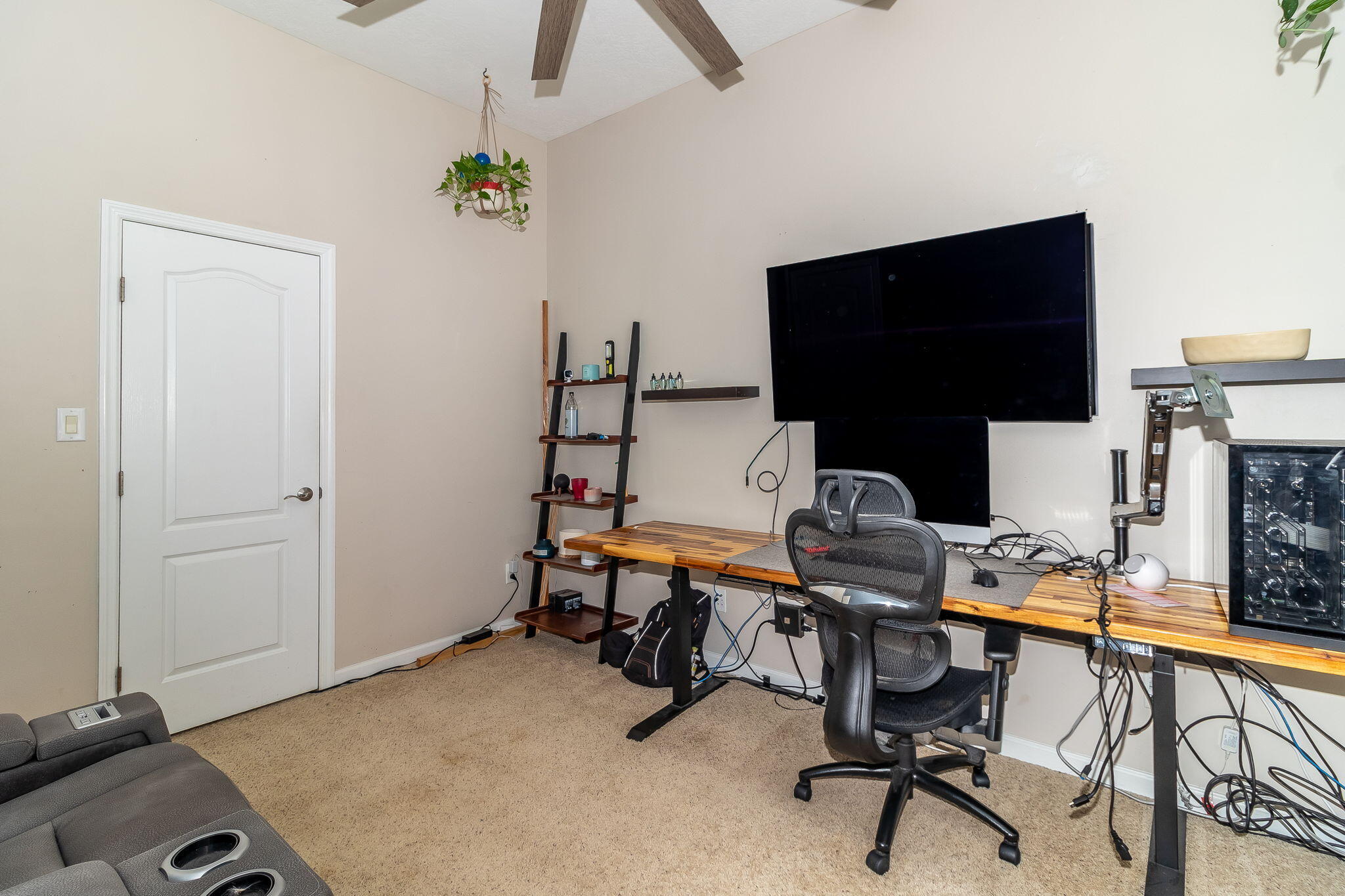 2078 MAGNOLIA Parkway