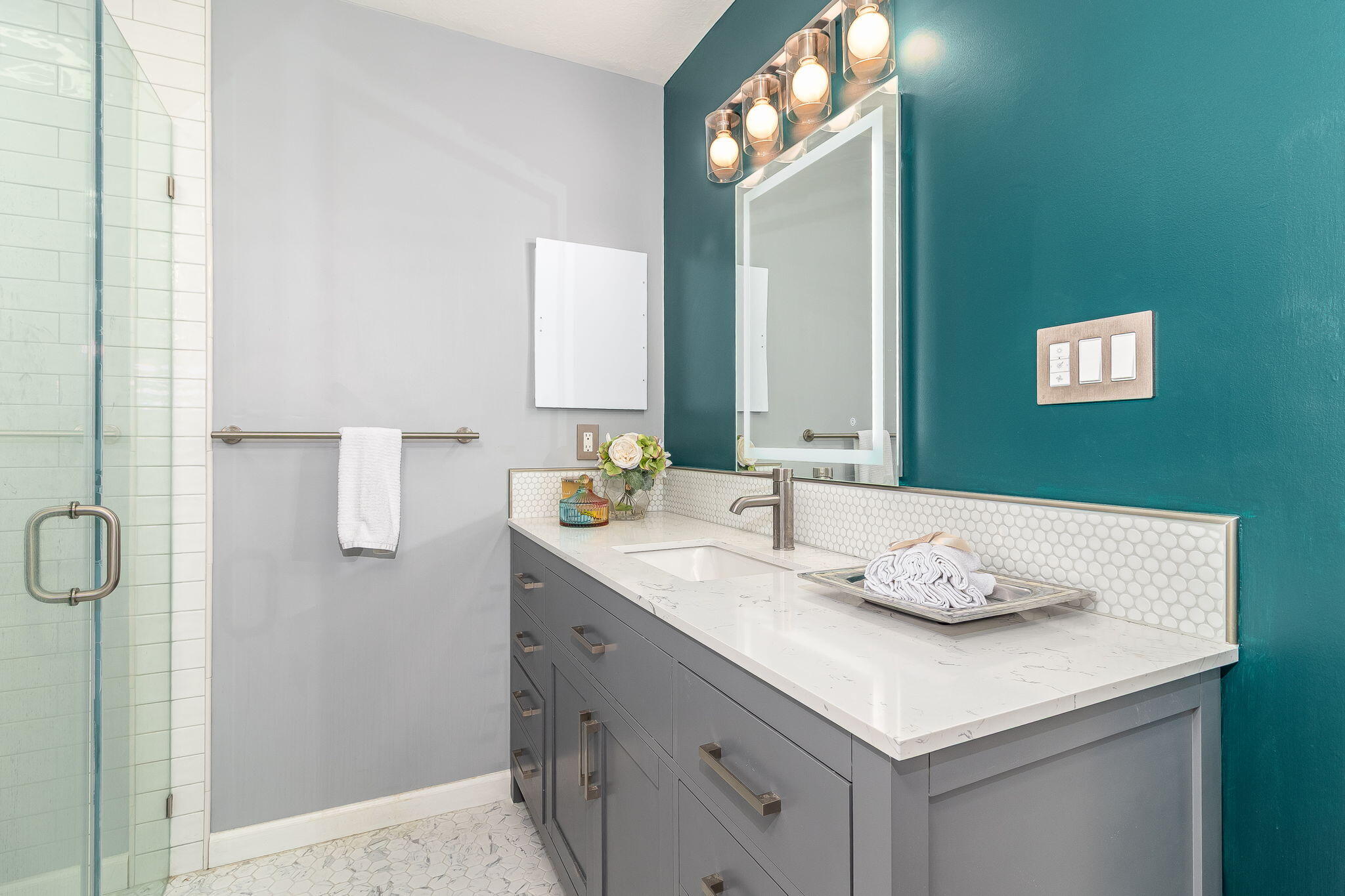 2078 MAGNOLIA Parkway