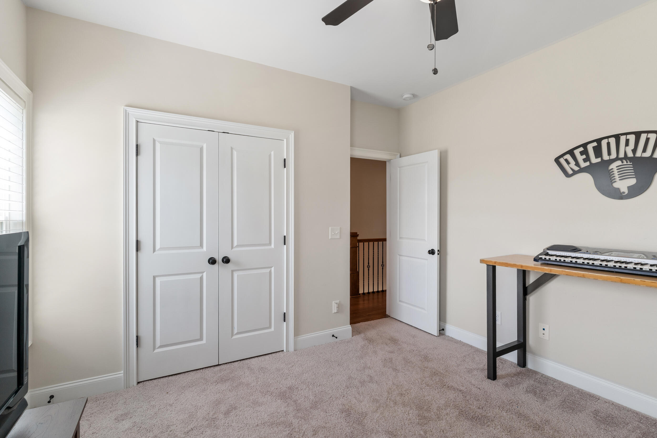 809 Sparrow Pt Avenue