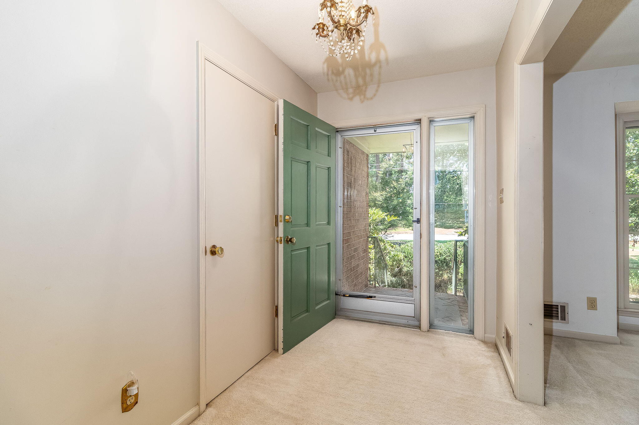 8135 Sir Lancelot Court