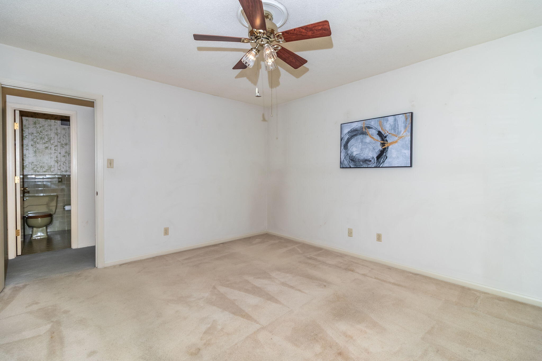 8135 Sir Lancelot Court