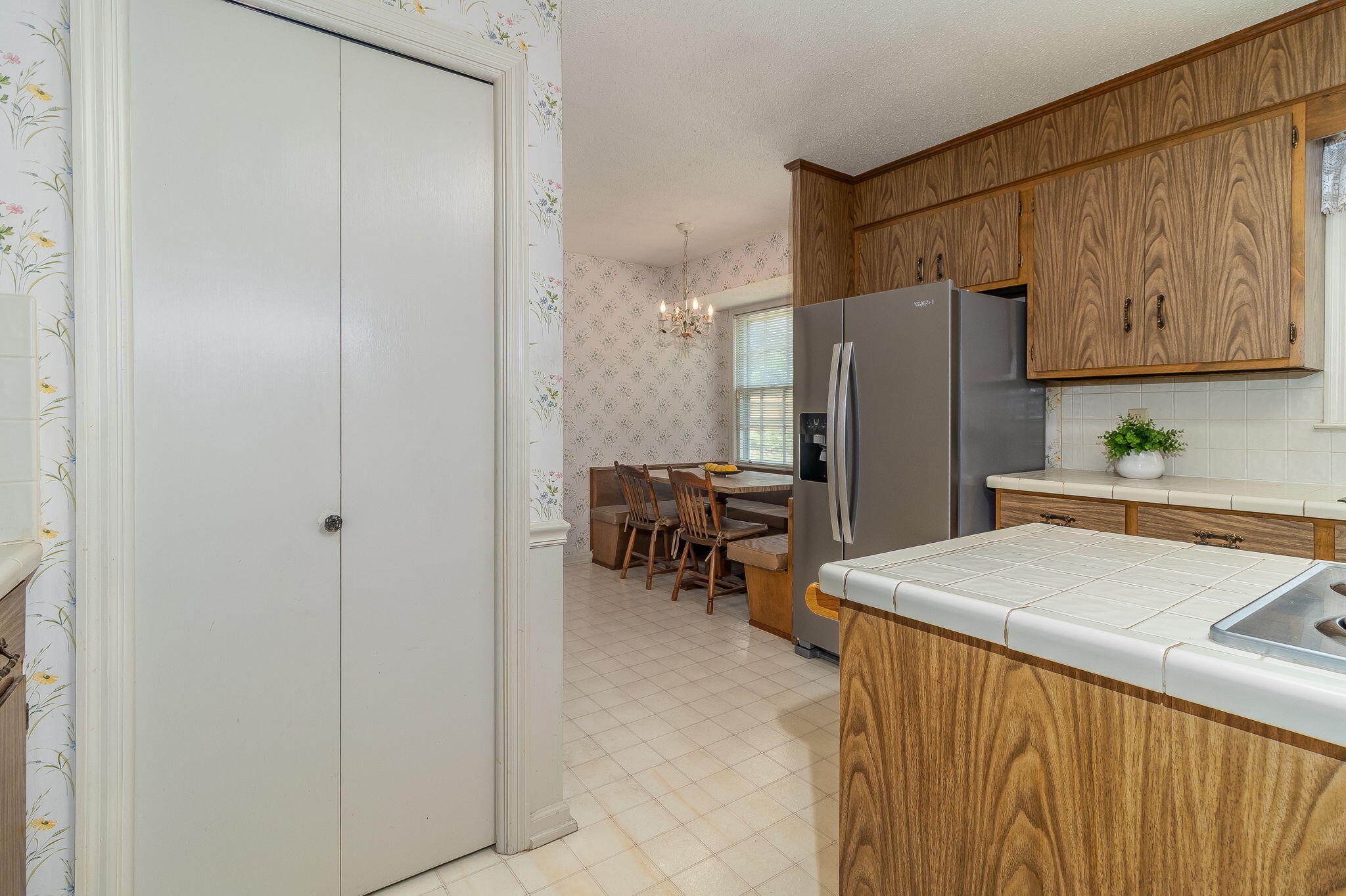 8135 Sir Lancelot Court