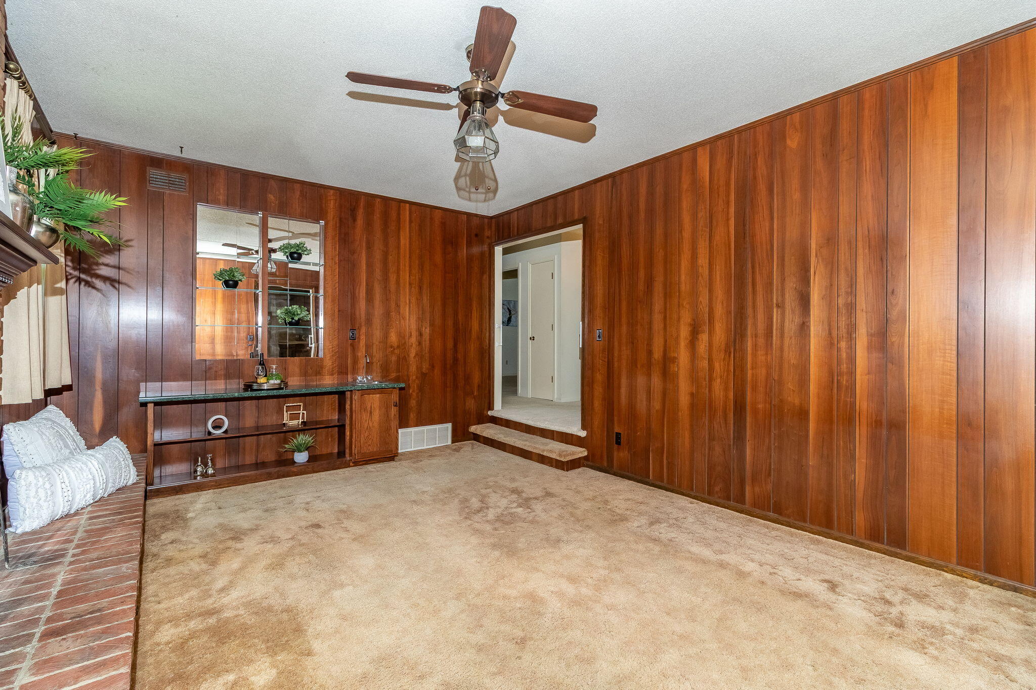 8135 Sir Lancelot Court