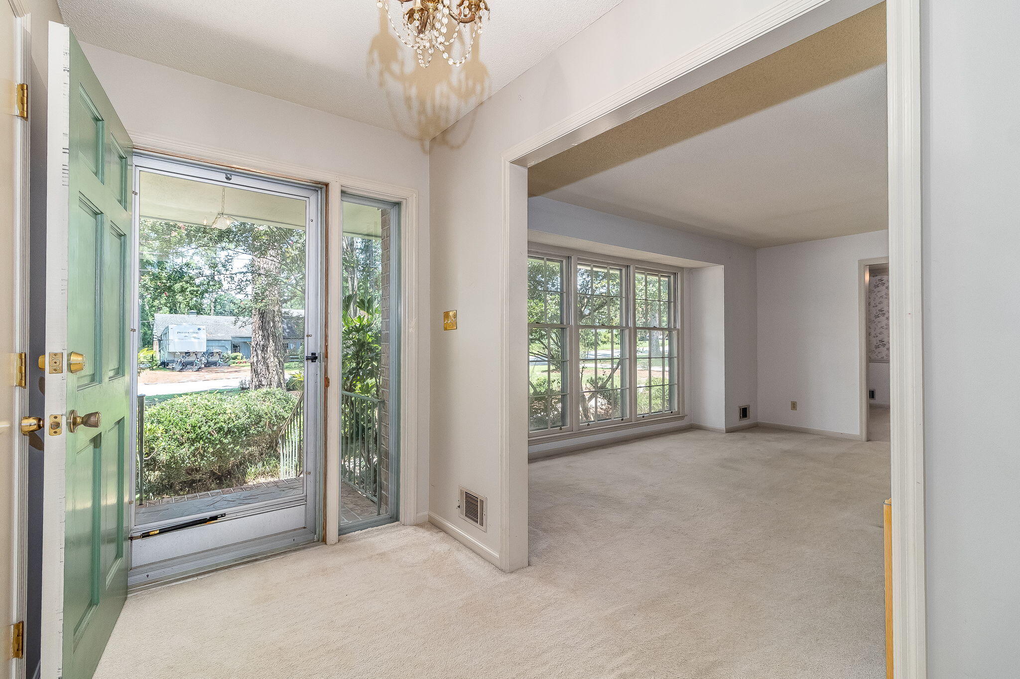 8135 Sir Lancelot Court