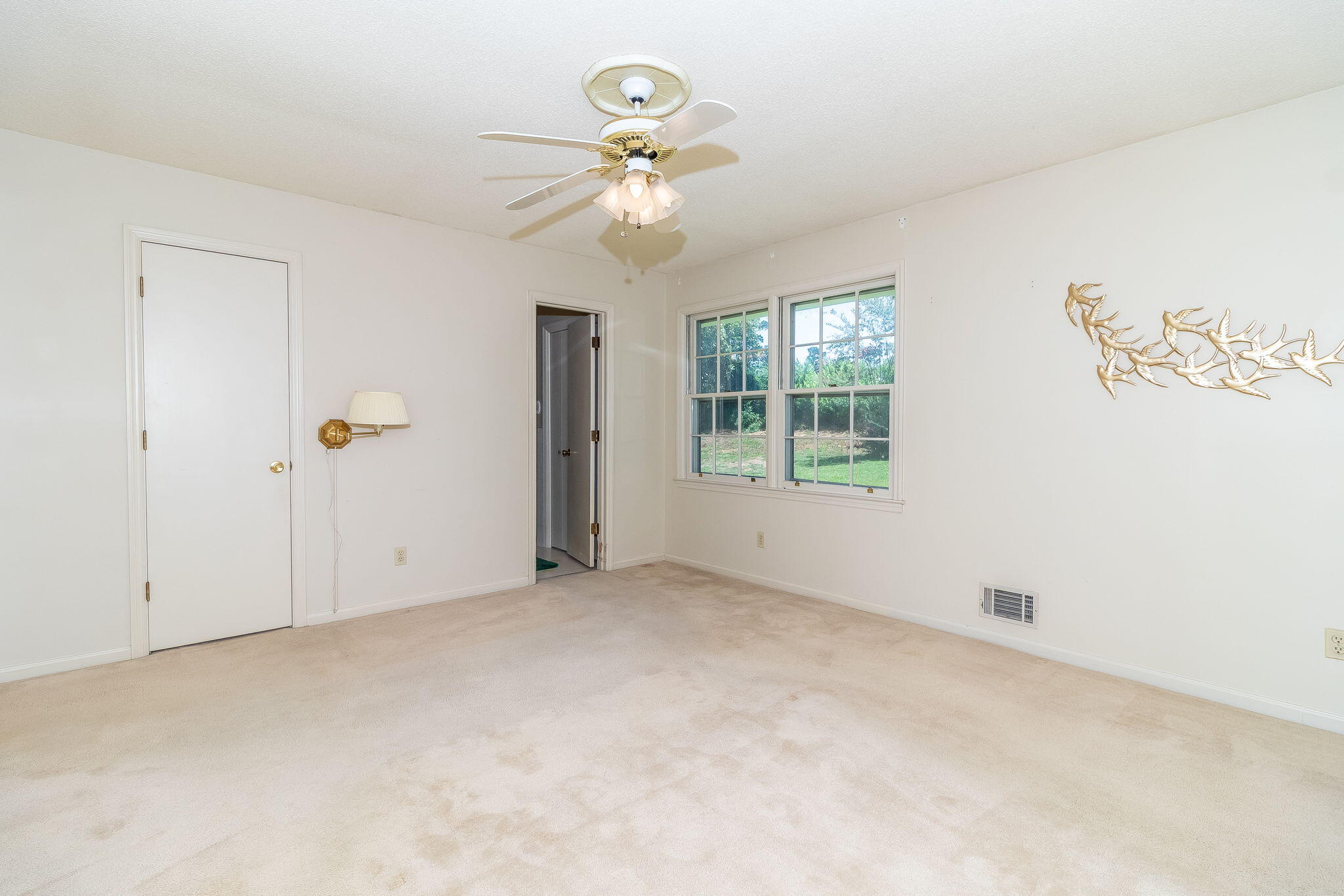 8135 Sir Lancelot Court