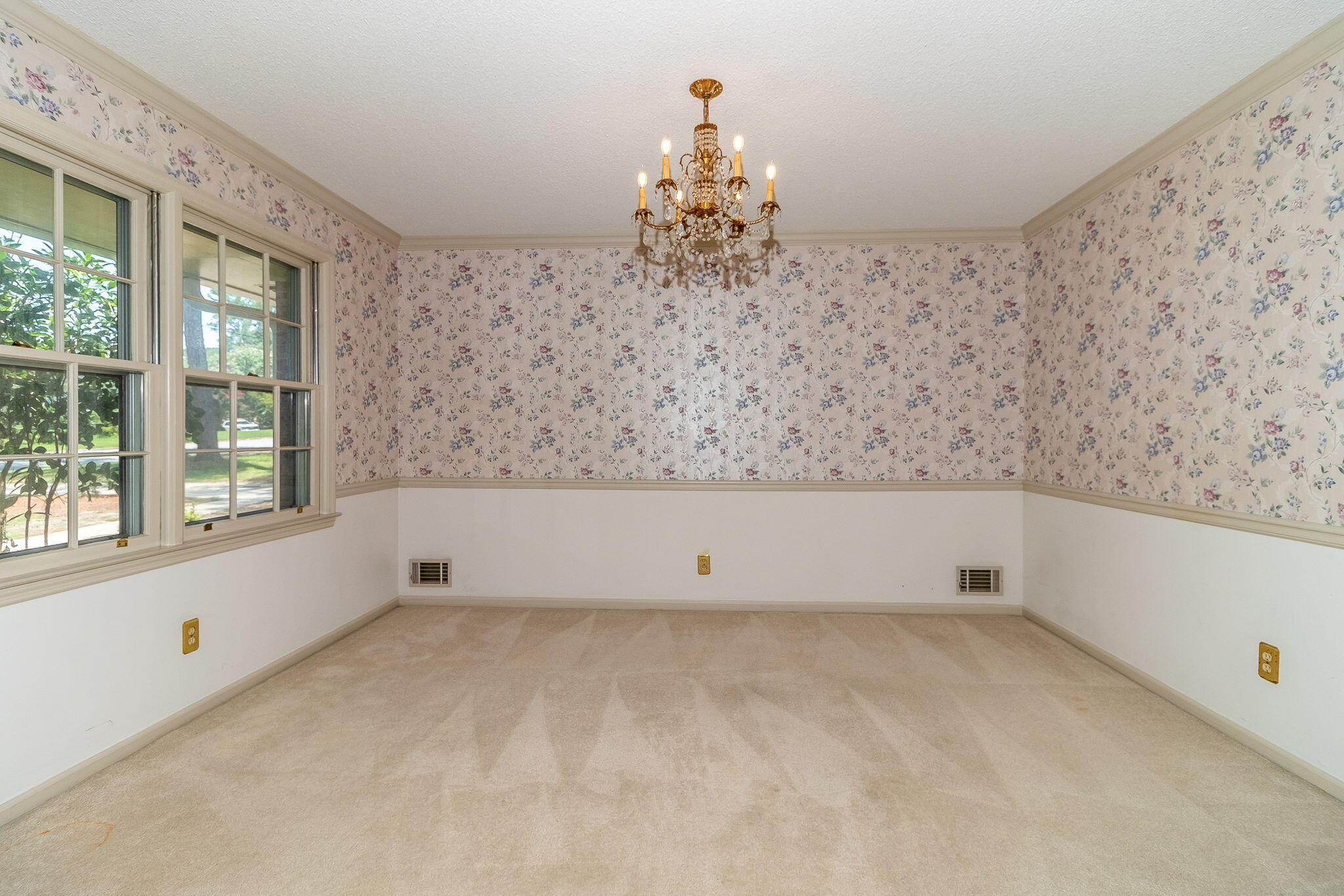 8135 Sir Lancelot Court