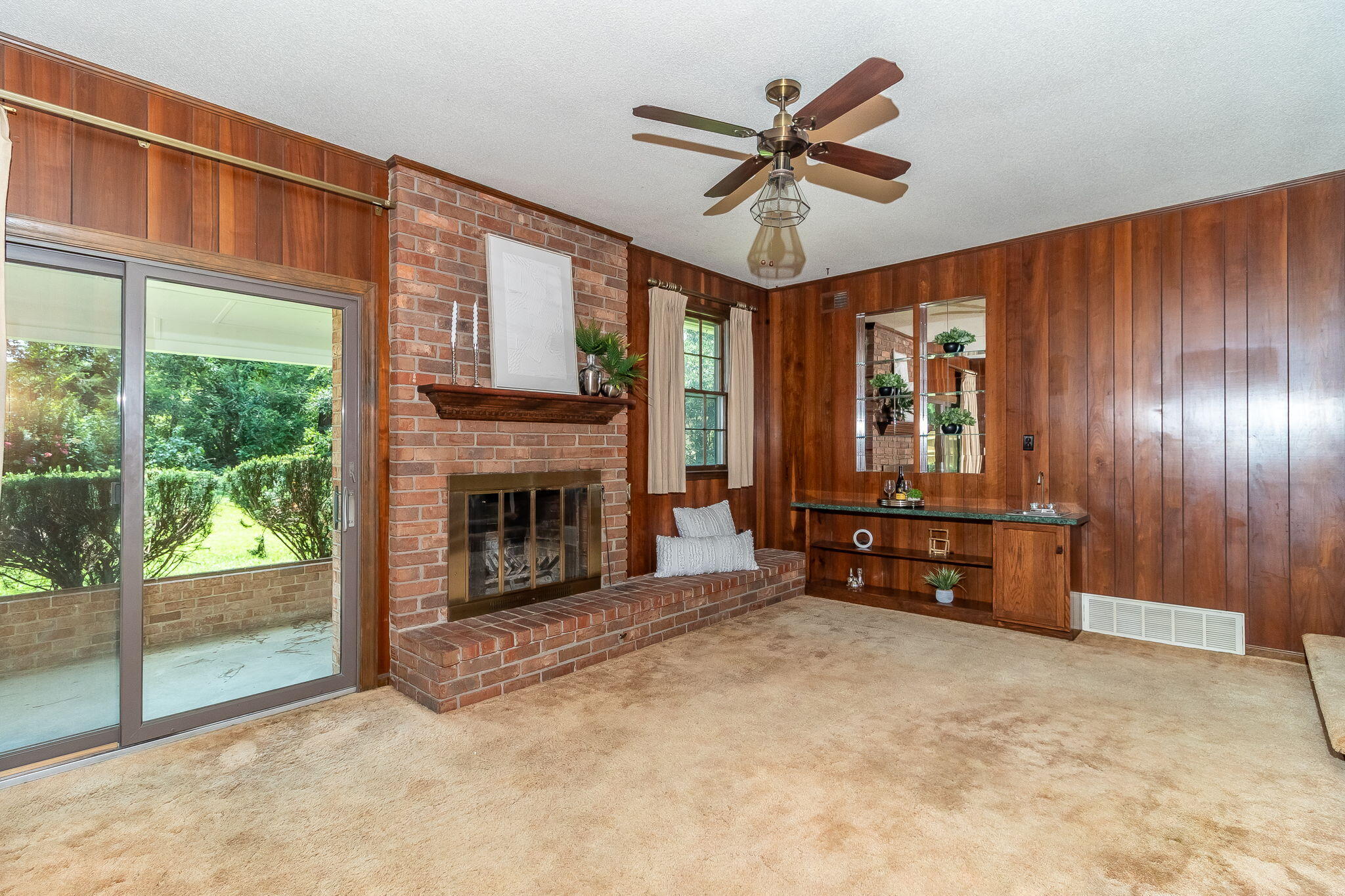 8135 Sir Lancelot Court