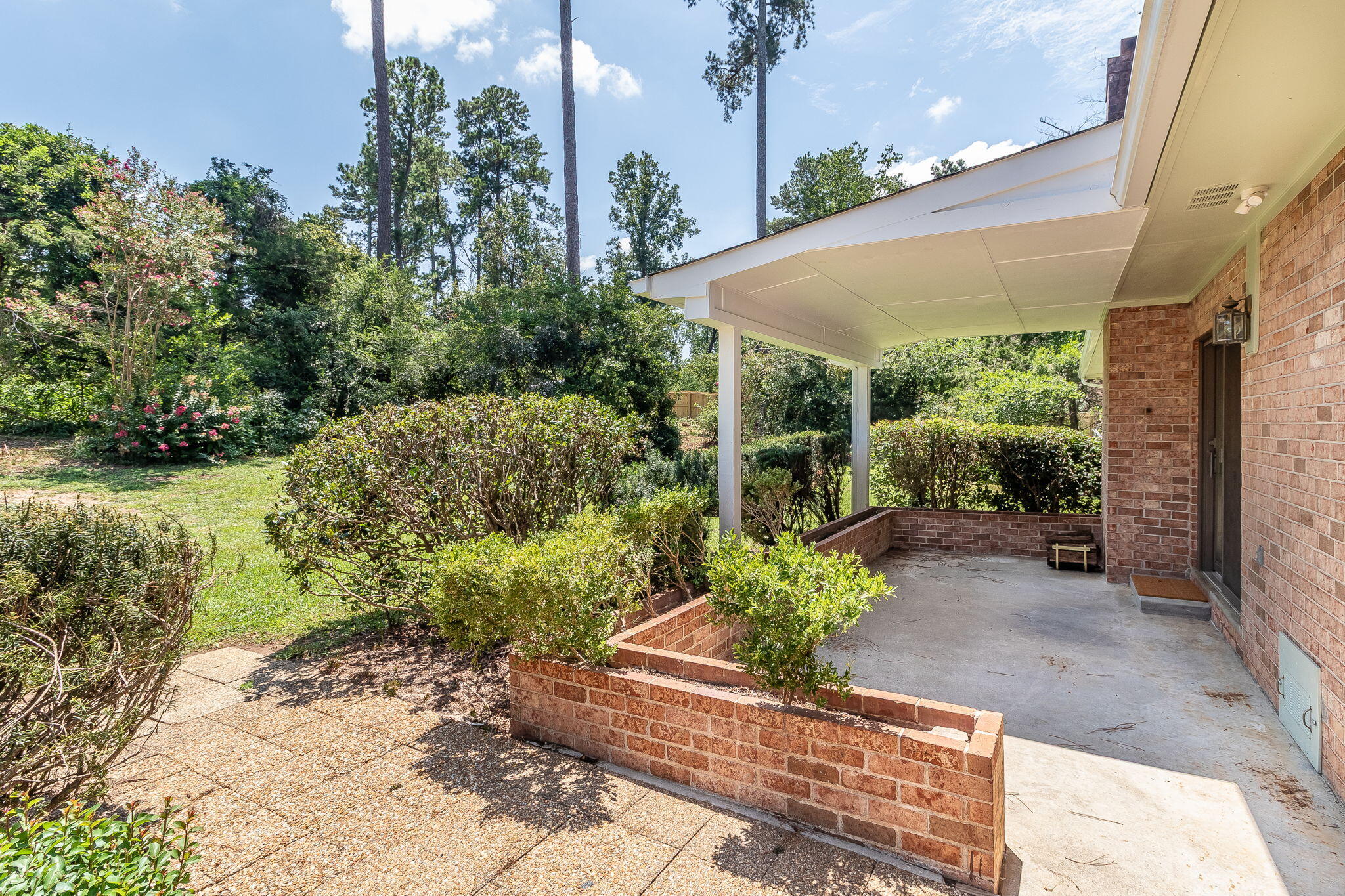 8135 Sir Lancelot Court